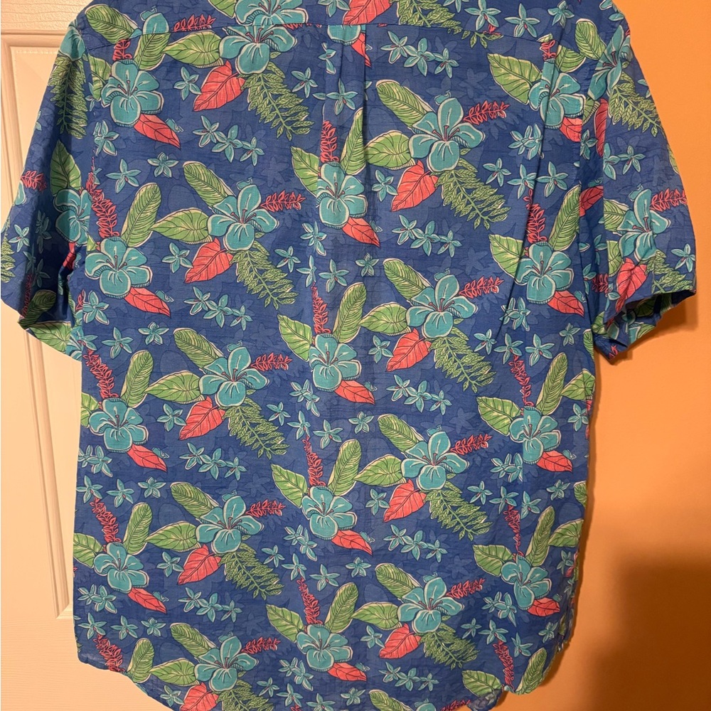 Vineyard Vines Blue and Green Casual Button Down Shirt